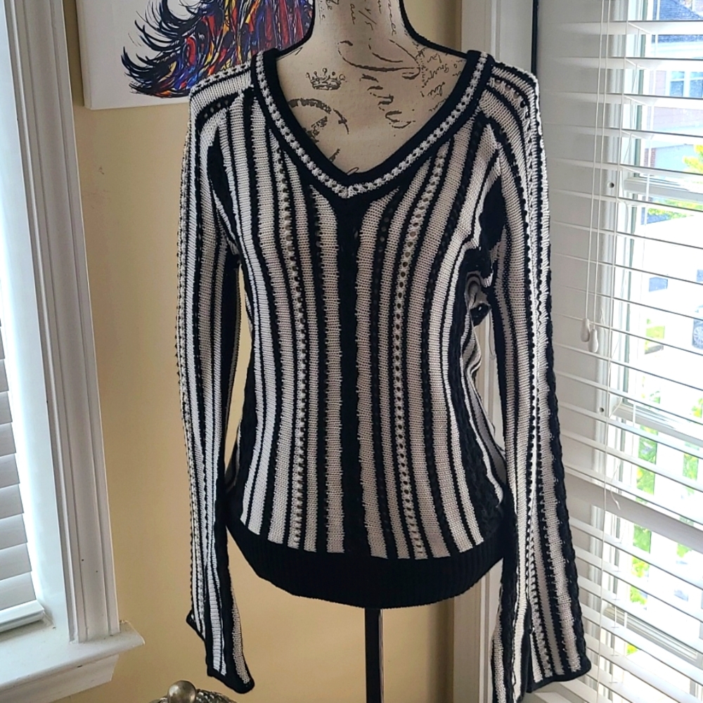 New York And Co Sweater